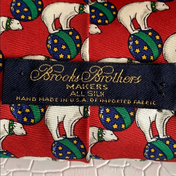Brooks Brothers Tie - Picture 4 of 4
